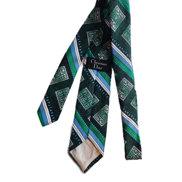 Set of 4 stylish Dior ties. - Picture 6 of 10